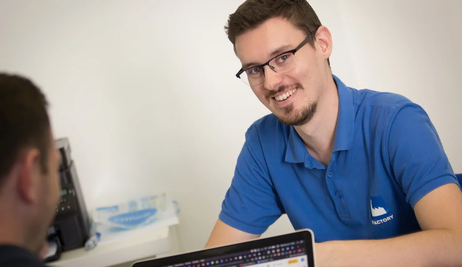 Connect with your customers using a product configurator Connect with your customers using a product configurator